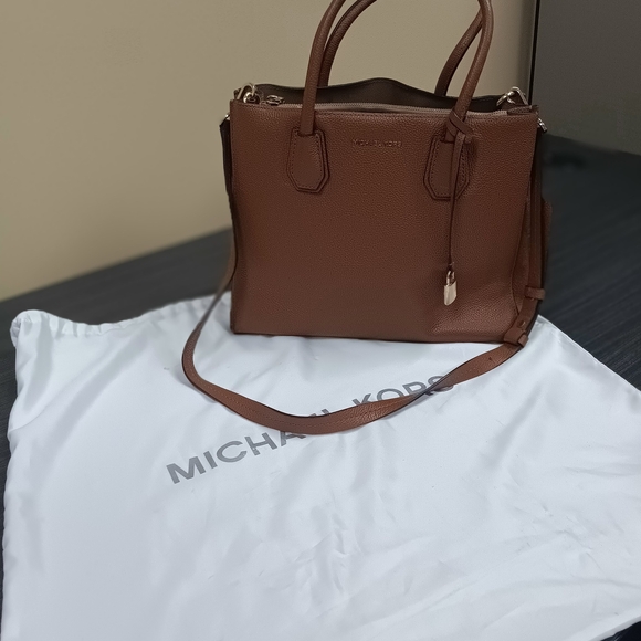 Michael Kors Purse Brown Pebble Mercer Tote Crossbody Strap w/ Dust Bag - Picture 2 of 11